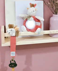 Doudou et Compagnie Attache sucette girafe - 18 cm - Corail><noscript><img width=