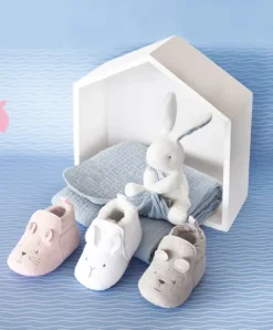 Doudou et Compagnie Coffret chaussons Bébé roses - 0/6 mois><noscript><img width=