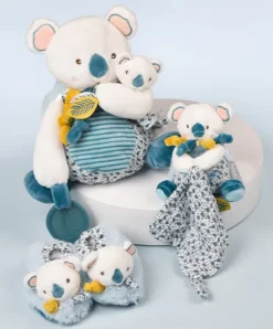 Doudou et Compagnie Coffret peluche d'activités Yoca le koala et son bébé - 25 cm><noscript><img width=