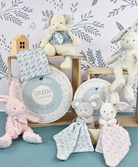 Doudou et Compagnie Doudou mouchoir lapin rose en coton BIO - 15 cm> Doudou Mouchoir|Petit Format