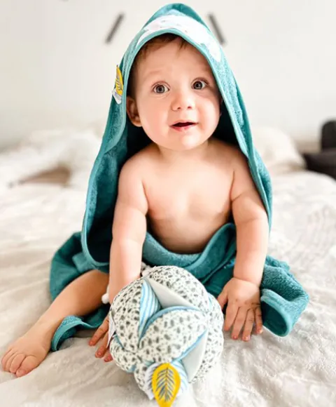 Doudou et Compagnie Ma première balle d'éveil Yoca le koala - 15 cm - Modèle aléatoire> Balles Sensorielles