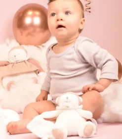 Doudou et Compagnie Ours en peluche Rose attache-sucette - 20 cm - Collection Anniversaire><noscript><img width=